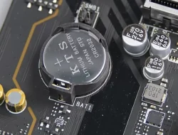Ciri-Ciri Motherboard Rusak dan Cara Memperbaikinya